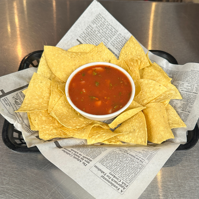 Chips & Salsa.