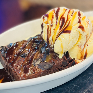 Fudge Brownie & IceCream